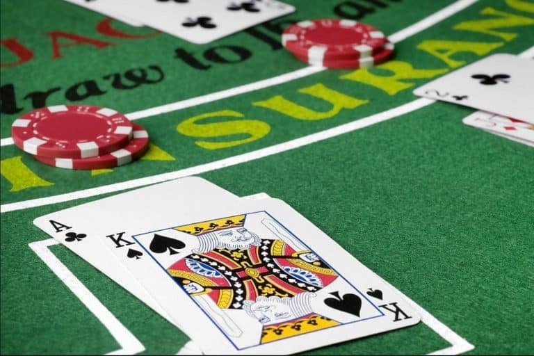 Crazy Time live dealer studio with spinning wheel and bonus round graphics on tahtaraja77 platform